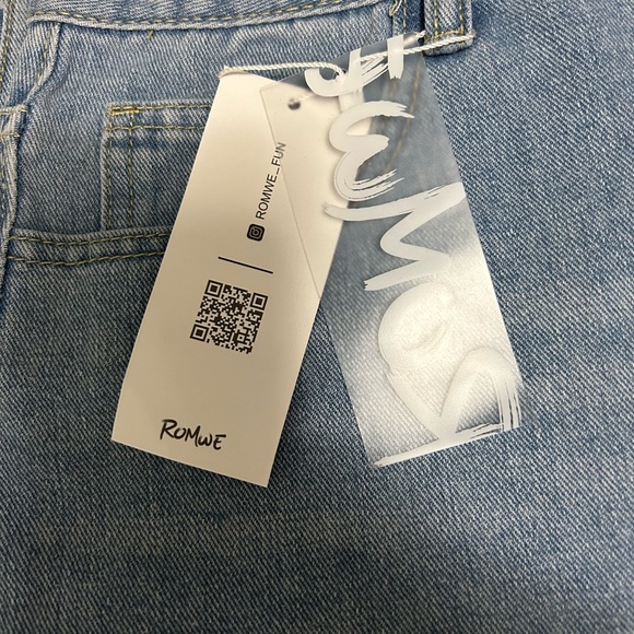 Distressed Denim Skirt Brand New Size Large !NOT USED ITS BRAND NEW Size 8/10 - Picture 11 of 12